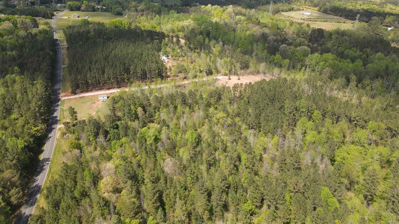 418 Green River Road Gaffney, SC 29341 - Photo 5 of 9