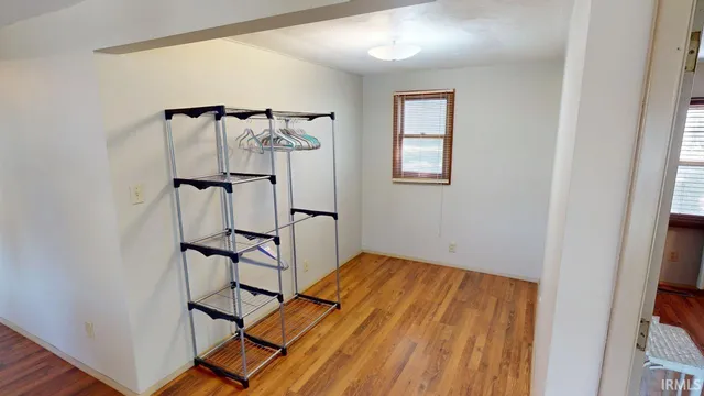 $284,900 | 3964 North Lake Road 24 East, Monticello, IN 47960