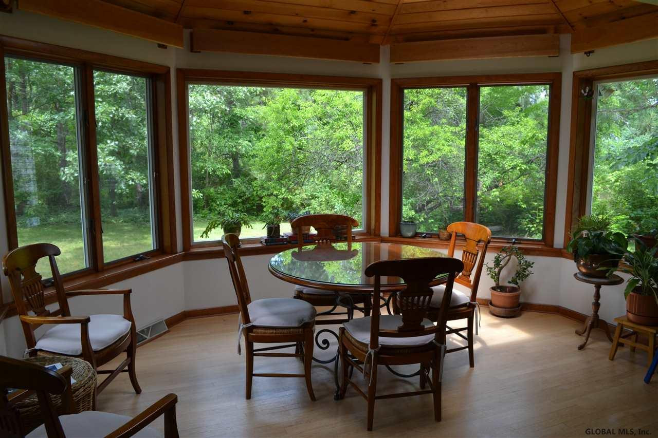 1245 Hempstead Road Niskayuna, NY 12309 - Photo 3 of 8 Photo 3