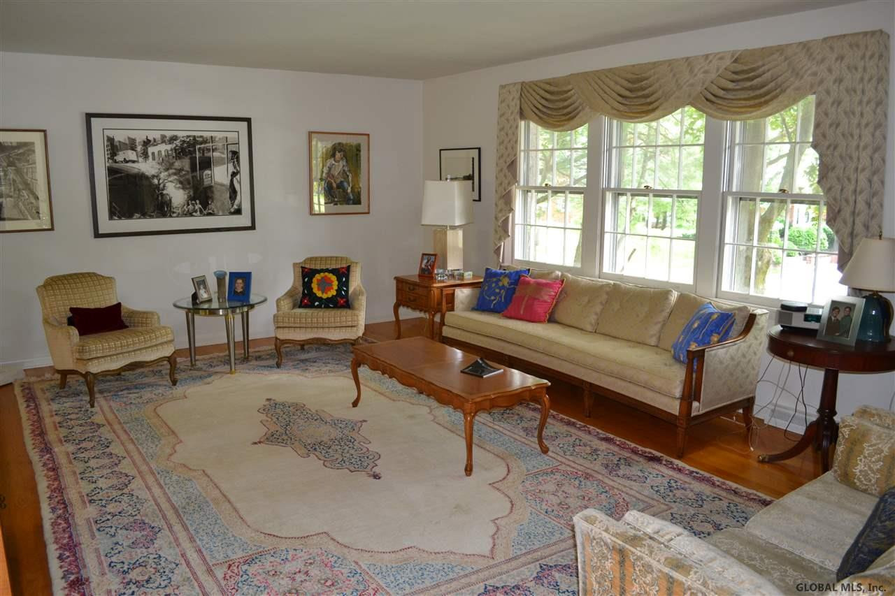 1245 Hempstead Road Niskayuna, NY 12309 - Photo 4 of 8 Photo 4