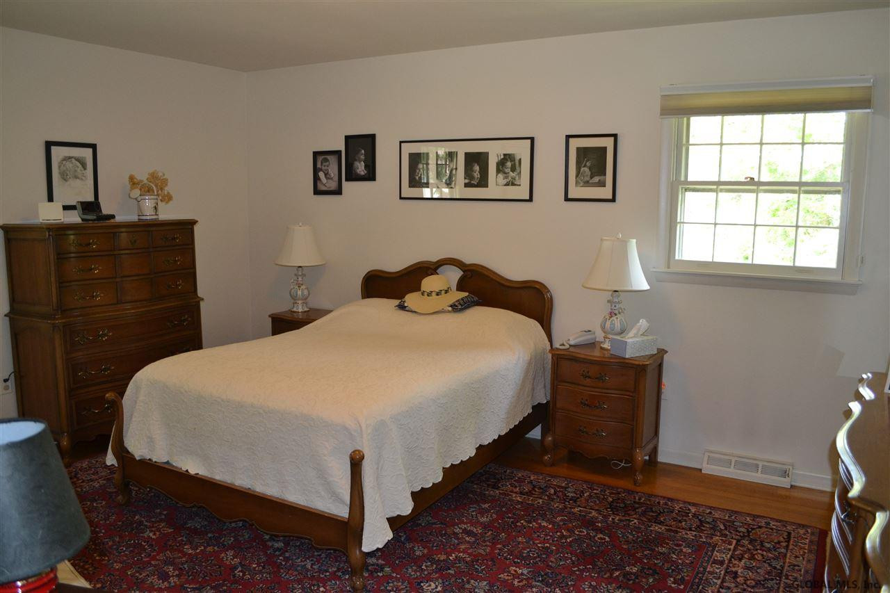 1245 Hempstead Road Niskayuna, NY 12309 - Photo 6 of 8 Photo 6