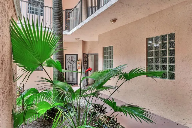 $239,000 | 4101 Coral Tree Circle, Unit 116, Coconut Creek, FL 33073