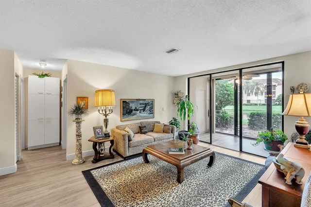 $239,000 | 4101 Coral Tree Circle, Unit 116, Coconut Creek, FL 33073