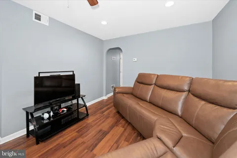 $269,900 | 31 Lea Road, New Castle, DE 19720