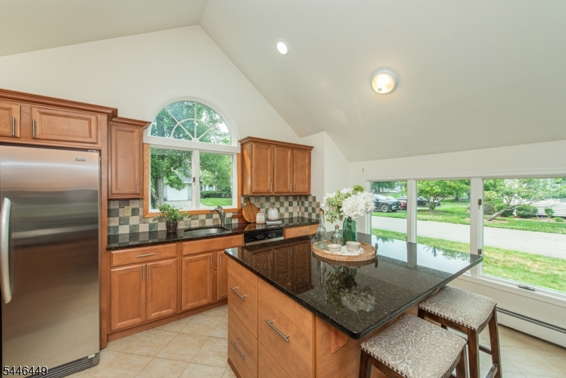 19 Matthew Road Wayne, NJ 07470 - Photo 8 of 24