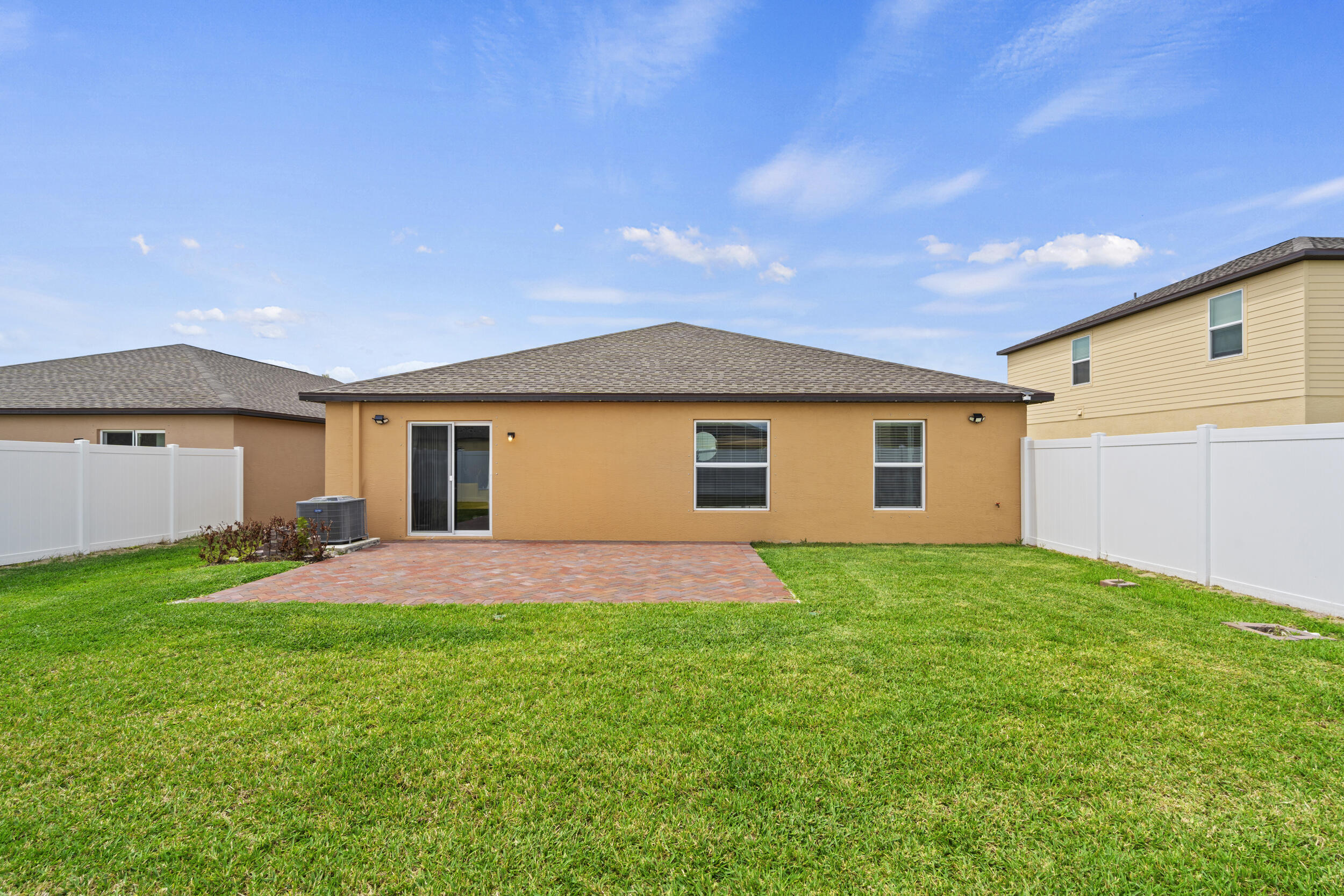 701 Carlyle Way Fort Pierce, FL 34947 - Photo 42 of 61 42_dsc04426