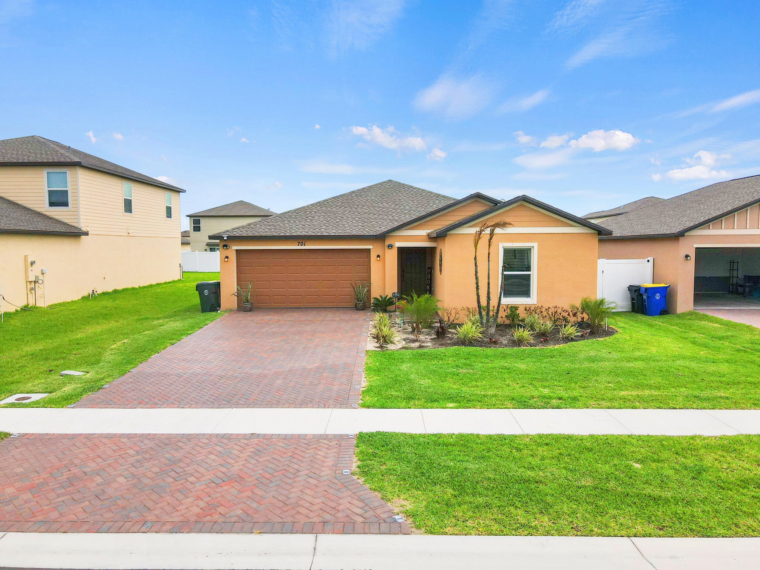 701 Carlyle Way Fort Pierce, FL 34947 - Photo 47 of 61 47_dji_fly_20260319_130354_50_1773963070