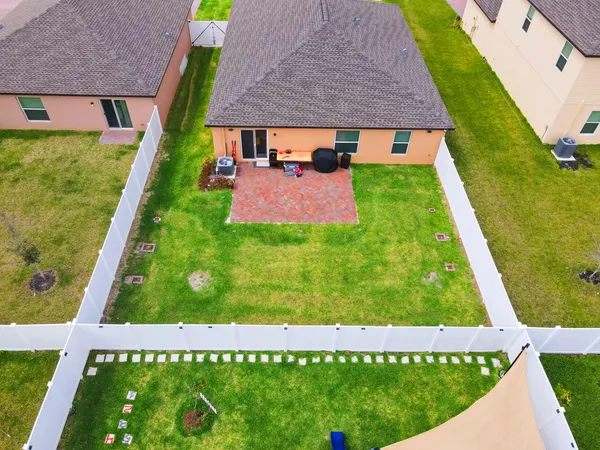 $2,700 | 701 Carlyle Way, Fort Pierce, FL 34947