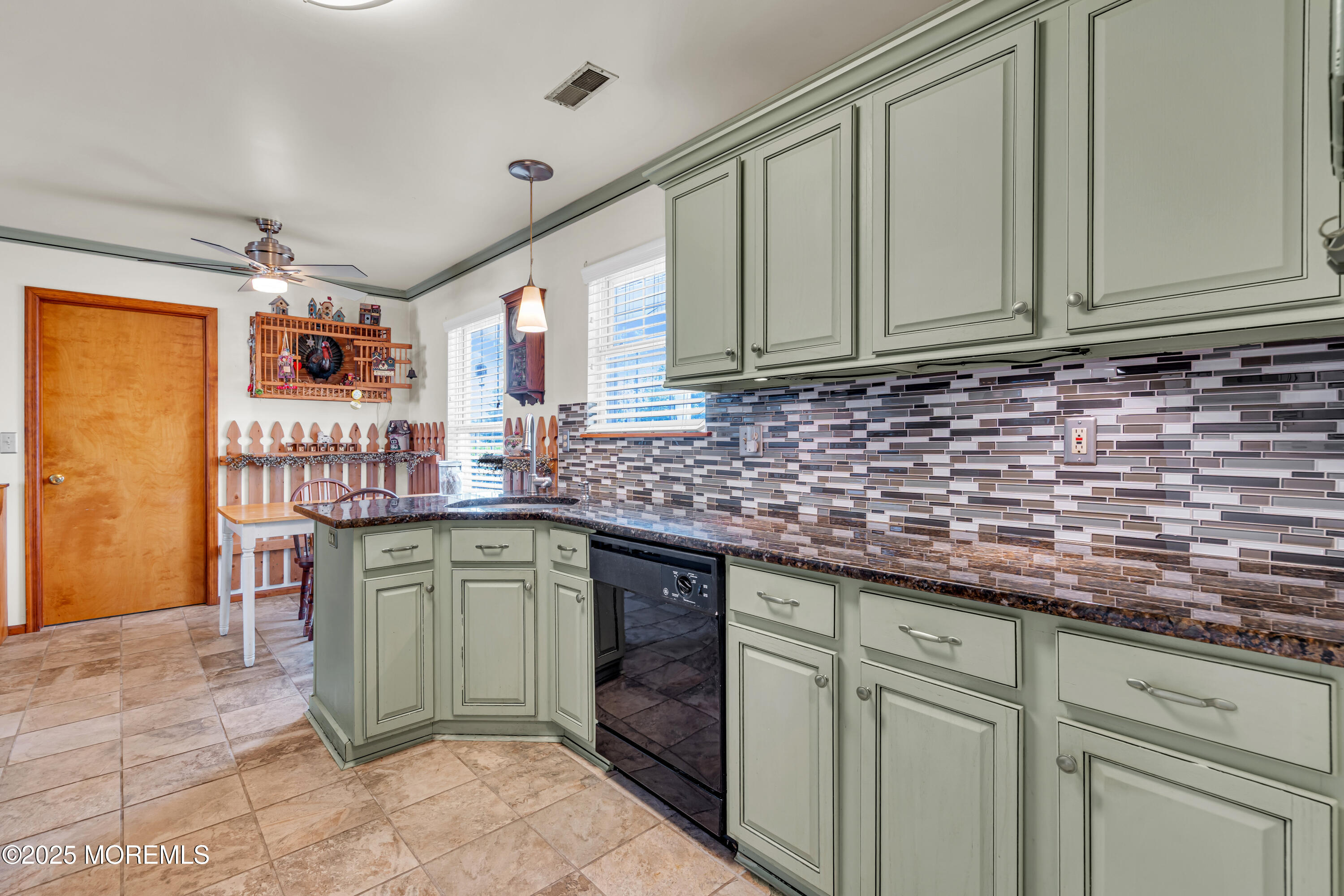 414 Riverview Road Forked River, NJ 08731 - Photo 9 of 44 009_dsc08648_301