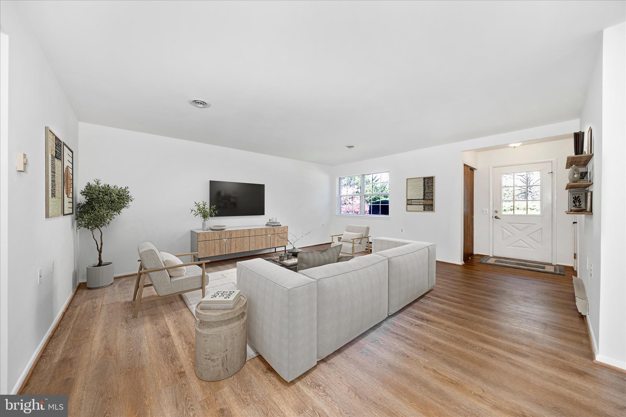 5738 Box Elder Court Frederick, MD 21703 - Photo 4 of 50 Living Room Virtually Staged