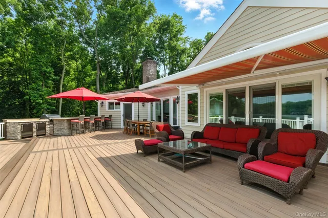 a view of deck with patio
