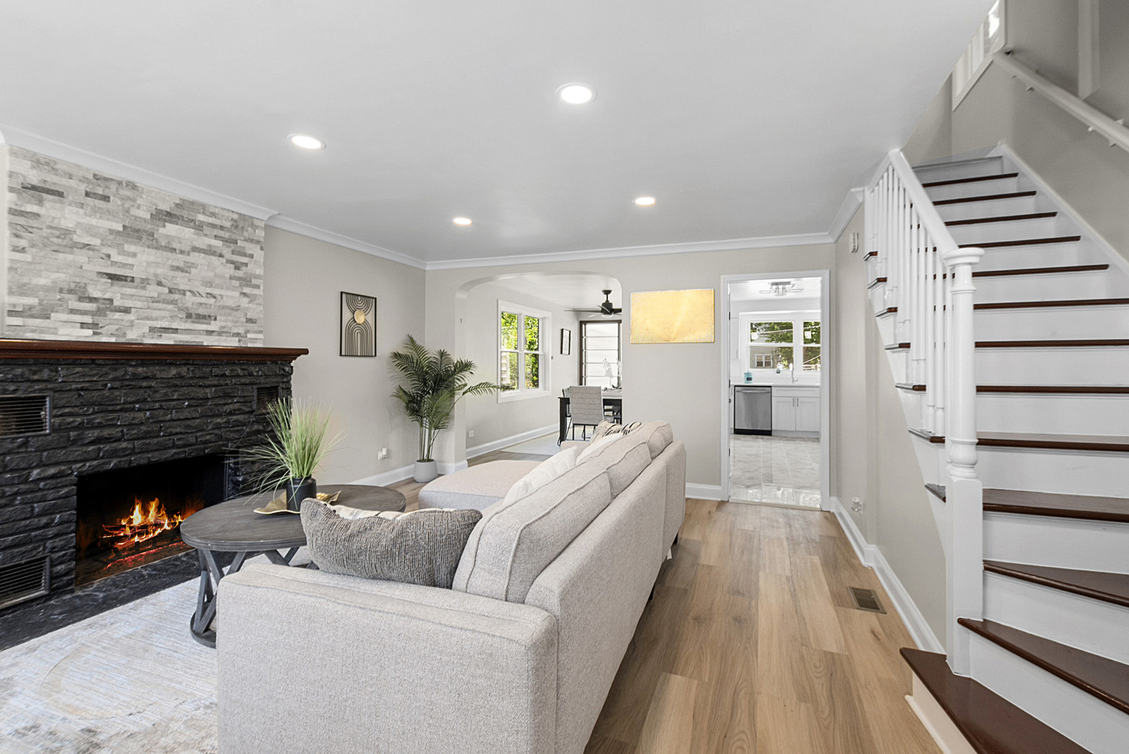 7225 South Sangamon Street Chicago, IL 60621 - Photo 3 of 26 Gallery Image 3