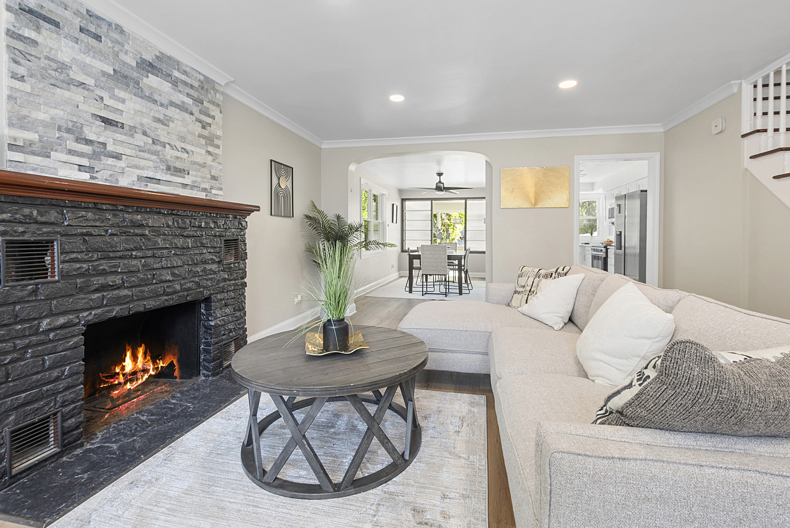 7225 South Sangamon Street Chicago, IL 60621 - Photo 4 of 26 Gallery Image 4