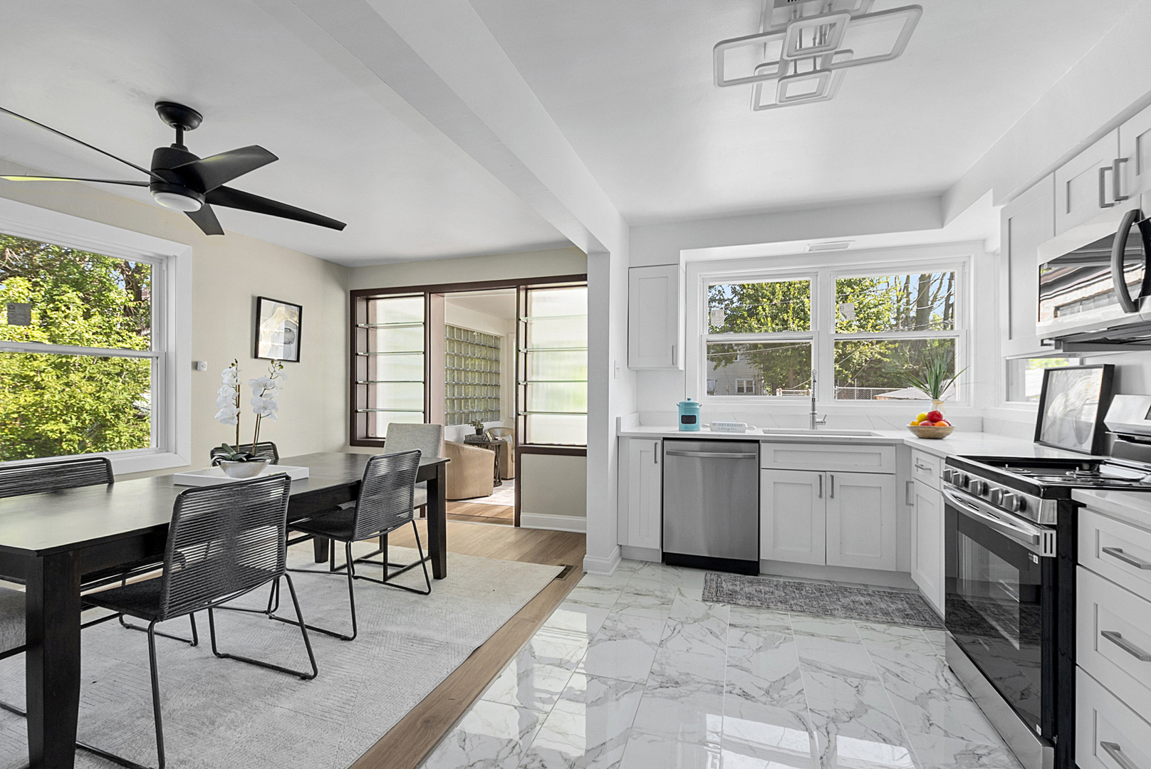 7225 South Sangamon Street Chicago, IL 60621 - Photo 8 of 26 Gallery Image 8