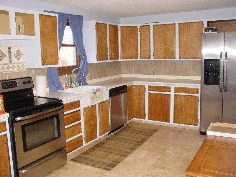 27 Pilgrim Road Standish, ME 04084 - Photo 5 of 26 Kitchen.