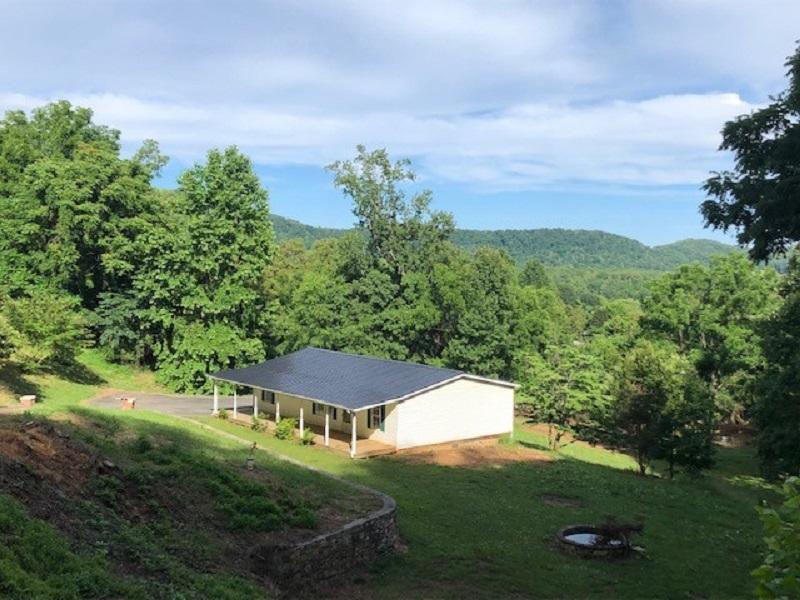 2010 Nemmo Road Vinton, VA 24179 - Photo 1 of 11 House