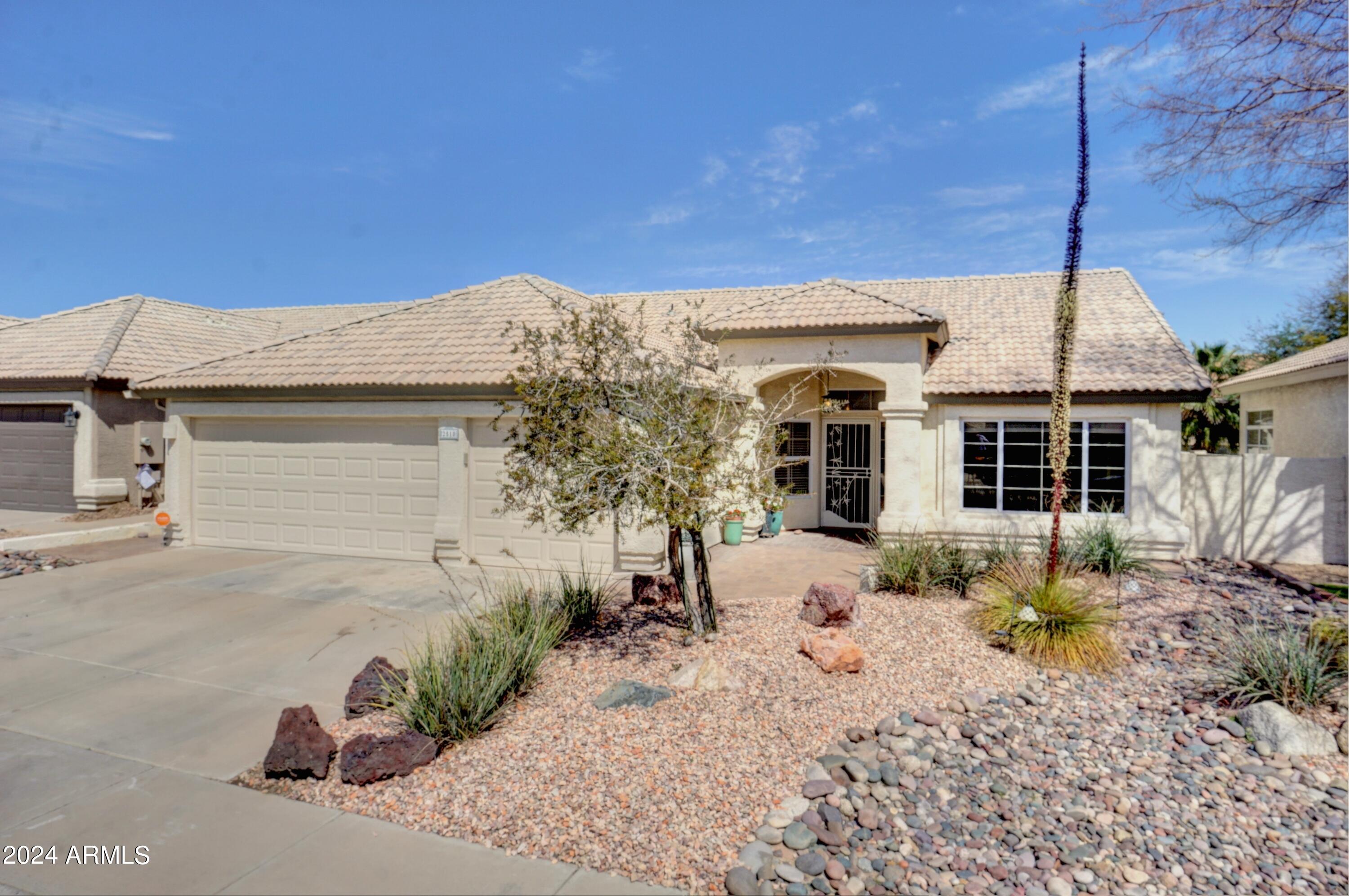 2510 East Rockledge Road Phoenix, AZ 85048 - Photo 1 of 51 1 - Frontal