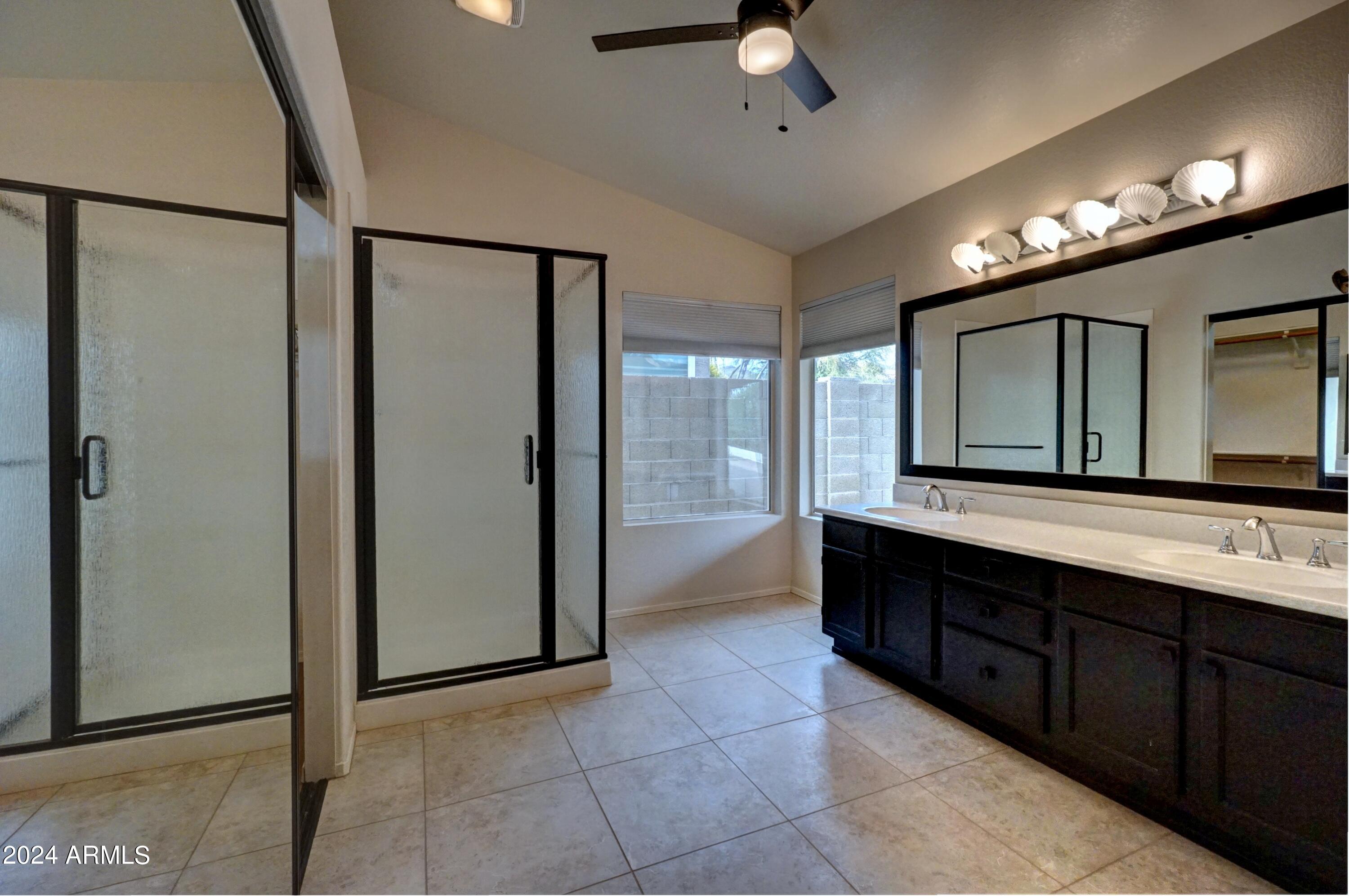 2510 East Rockledge Road Phoenix, AZ 85048 - Photo 28 of 51 28 - Master Bathroom