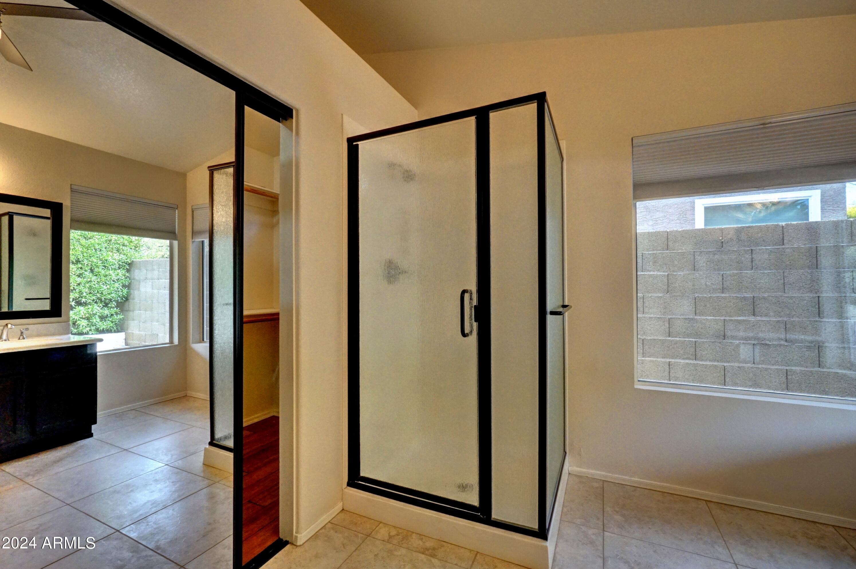 2510 East Rockledge Road Phoenix, AZ 85048 - Photo 30 of 51 30 - Master Bathroom