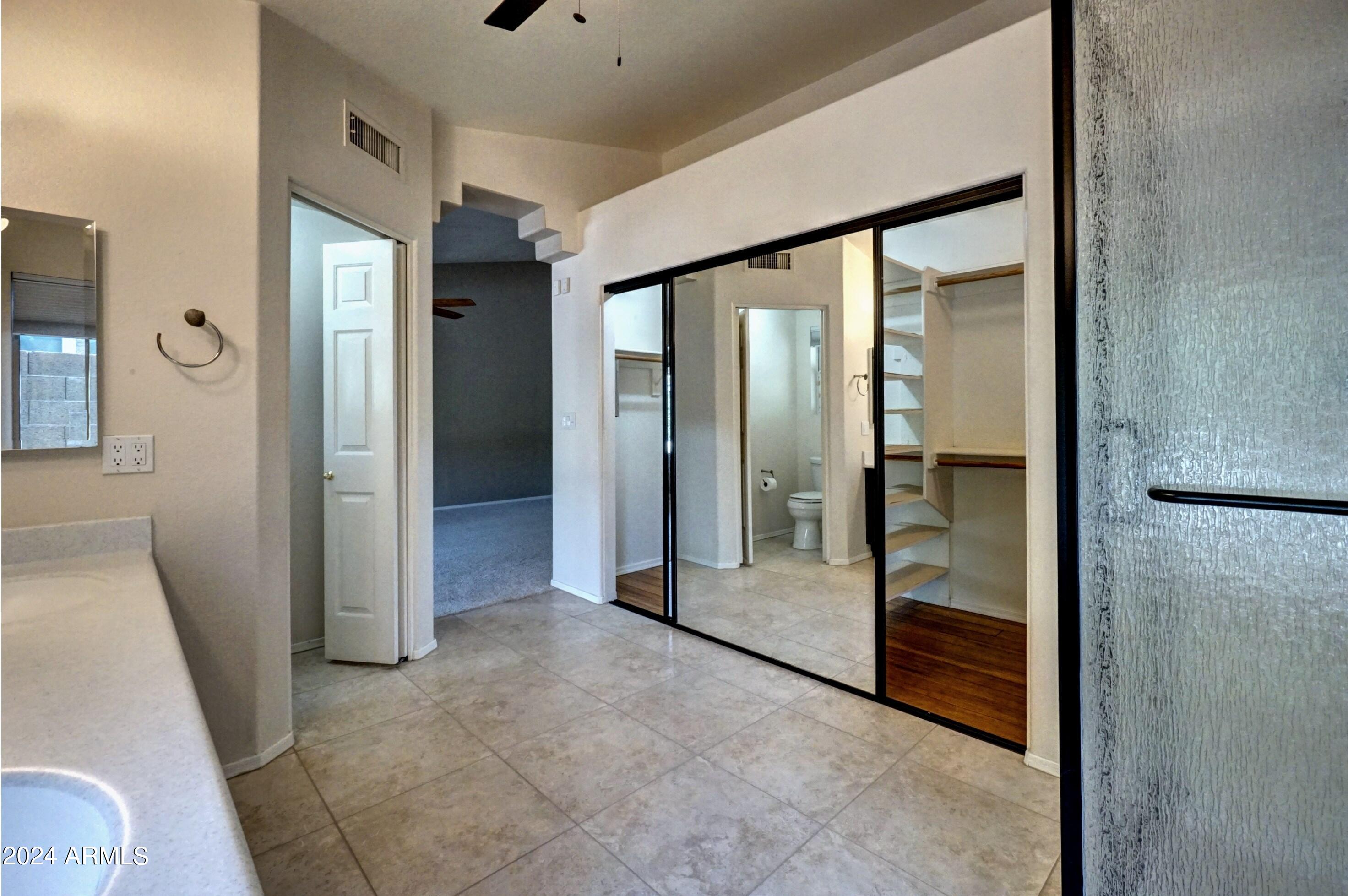2510 East Rockledge Road Phoenix, AZ 85048 - Photo 31 of 51 31 - Master Closet