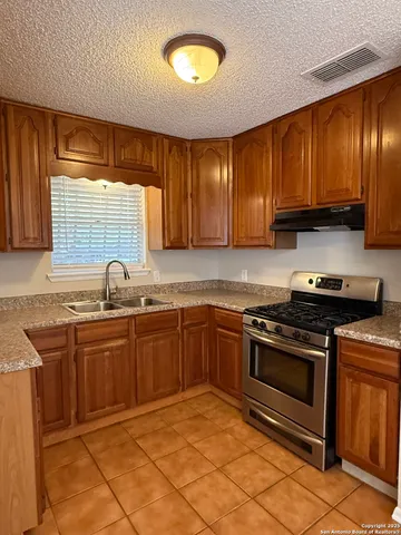 $2,200 | 5706 Gomer Pyle Drive, San Antonio, TX 78240