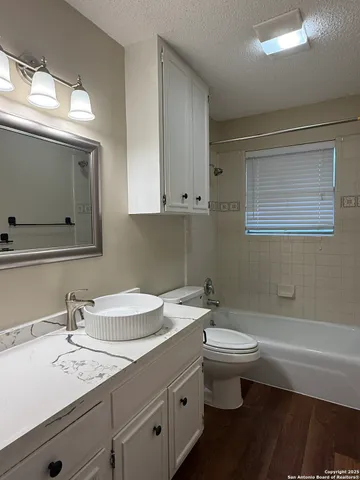 $2,200 | 5706 Gomer Pyle Drive, San Antonio, TX 78240