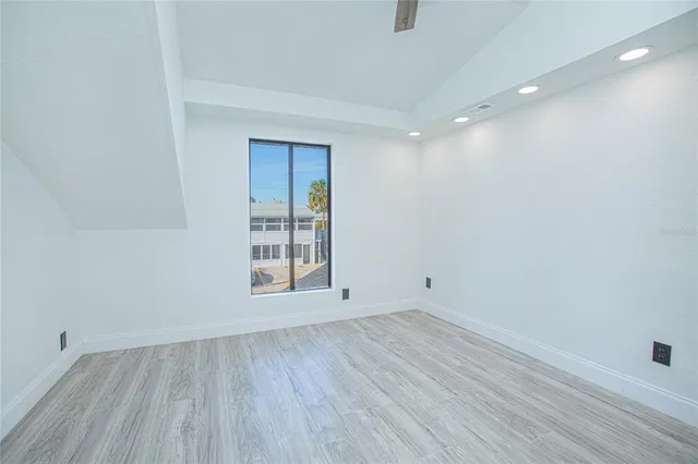 $439,000 | 207 South Oleander Avenue, Daytona Beach, FL 32118