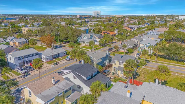 $439,000 | 207 South Oleander Avenue, Daytona Beach, FL 32118