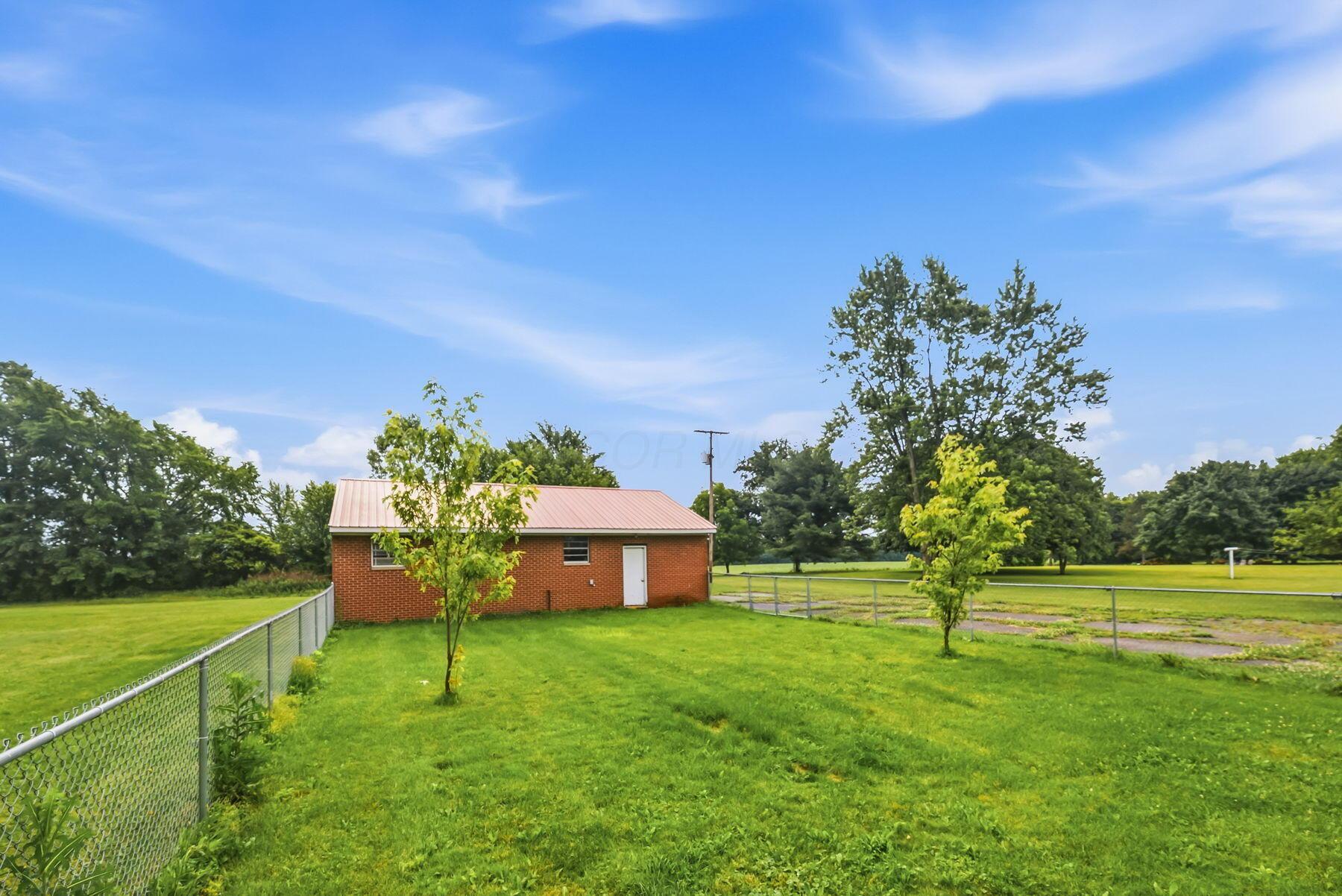 2890 Smeltzer Road Marion, OH 43302 - Photo 6 of 17 6-web-or-mls-2890 Smeltzer Rd-106