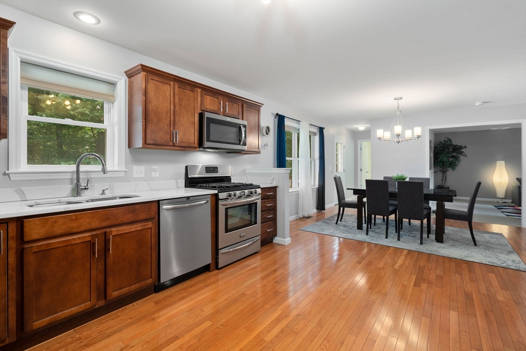 321 Cordaville Road Ashland, MA 01721 - Photo 2 of 27
