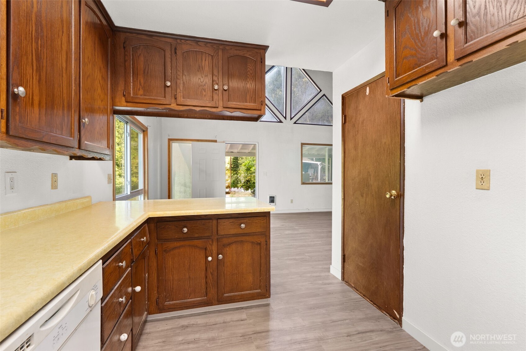 995 Davis Lake Road Morton, WA 98356 - Photo 13 of 28 Gallery Image 13
