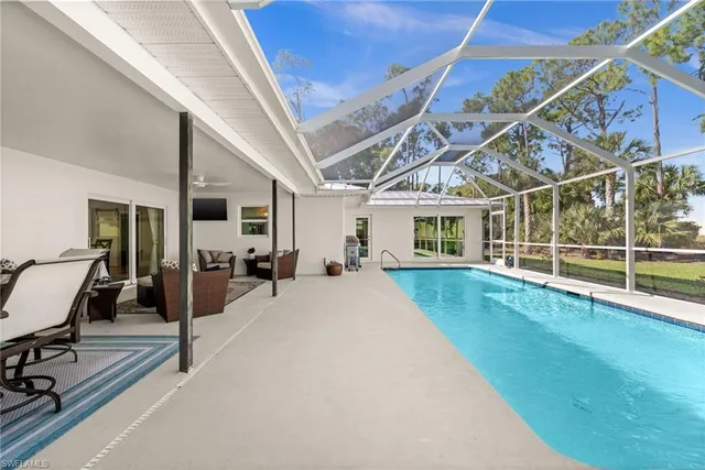 $1,067,000 | 1925 Imperial Golf Course Boulevard, Naples, FL 34110