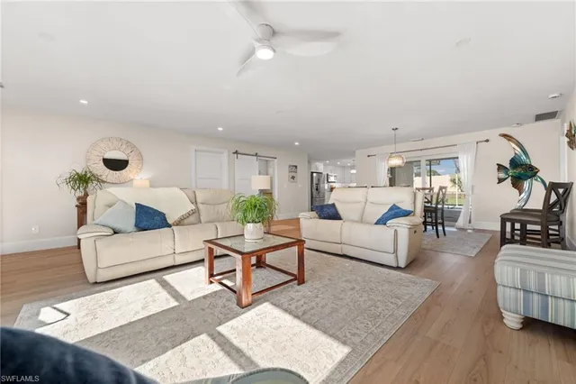 $1,067,000 | 1925 Imperial Golf Course Boulevard, Naples, FL 34110