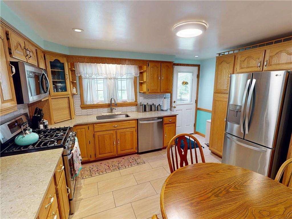 220 Decatur Drive Butler, PA 16002 - Photo 10 of 48 Gallery Image 10