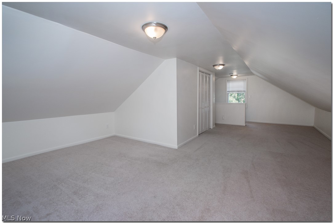 2416 Fenwick Road Cleveland, OH 44118 - Photo 29 of 35