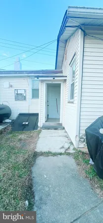 $1,350 | 2-4 SOUTH West Boulevard, Unit 2A 2A, Newfield, NJ 08344