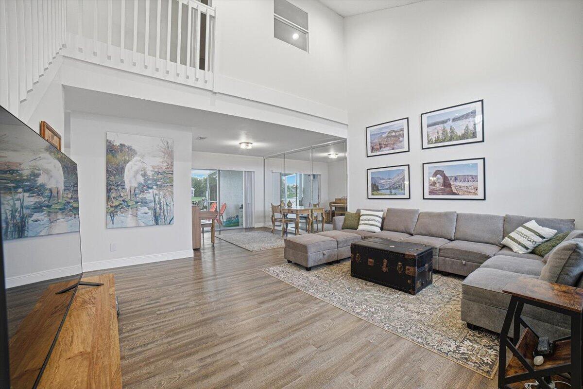7386 Michigan Isle Road Lake Worth, FL 33467 - Photo 3 of 59 04-Livingroom