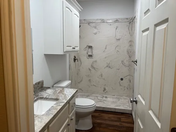 $1,500 | 1841 Caroline Lane, Sealy, TX 77474