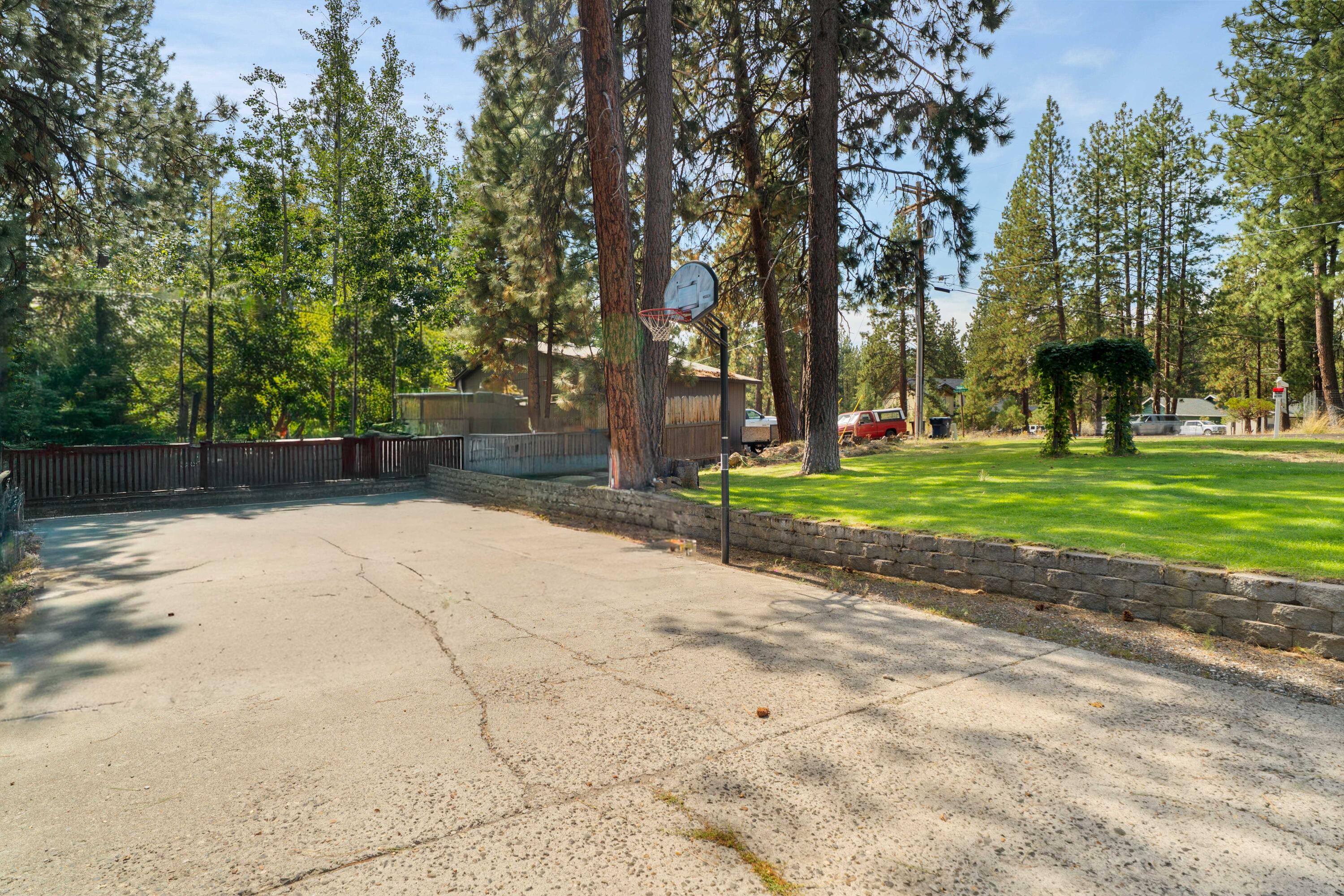 18944 Choctaw Road Bend, OR 97702 - Photo 40 of 50 08A-Drew Media-Edit