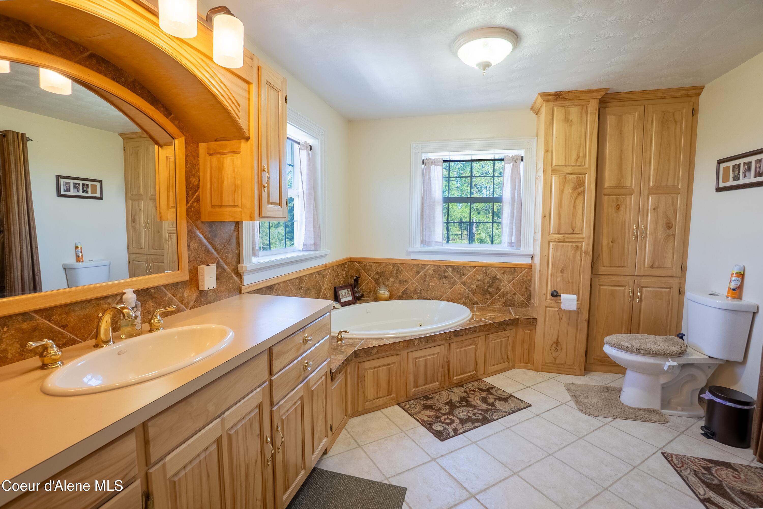 222 Nighthawk Road Bonners Ferry, ID 83805 - Photo 14 of 30 M Bath