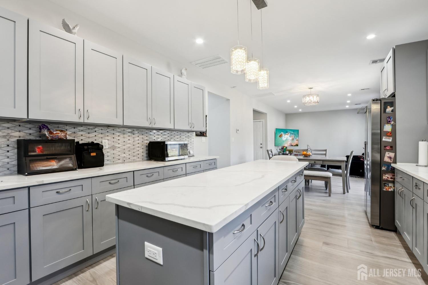 13 Caldwell Road Edison, NJ 08817 - Photo 13 of 40