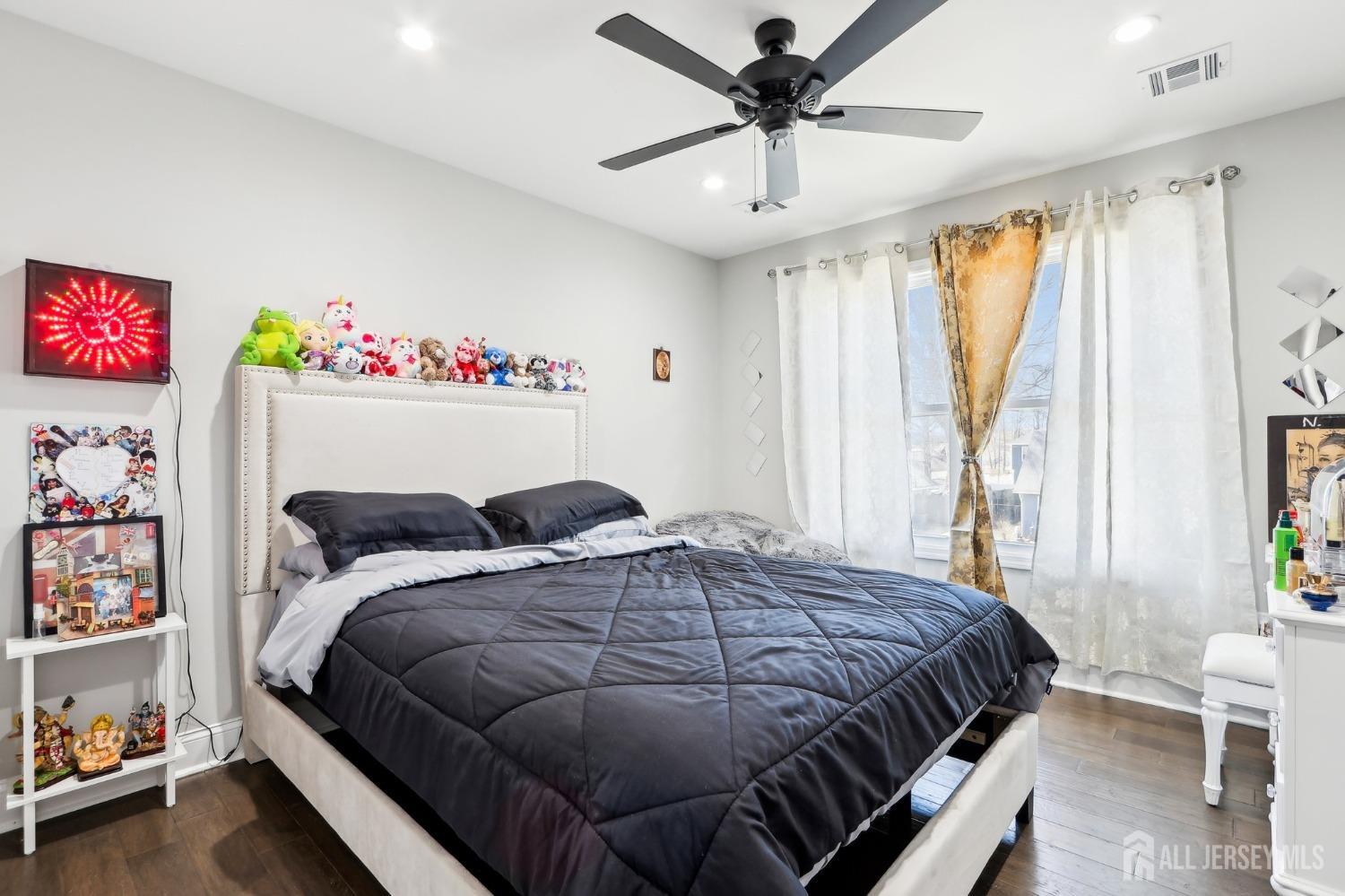 13 Caldwell Road Edison, NJ 08817 - Photo 26 of 40