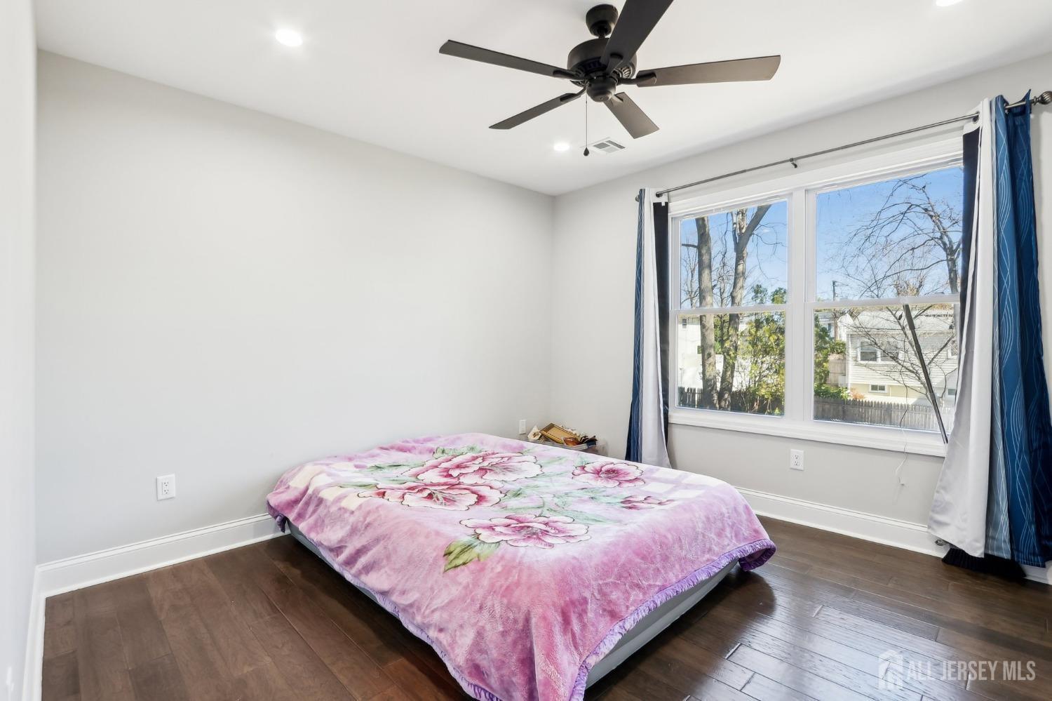 13 Caldwell Road Edison, NJ 08817 - Photo 28 of 40