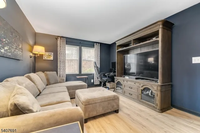 $485,000 | 67 Hollow Road, Glen Gardner, NJ 08826