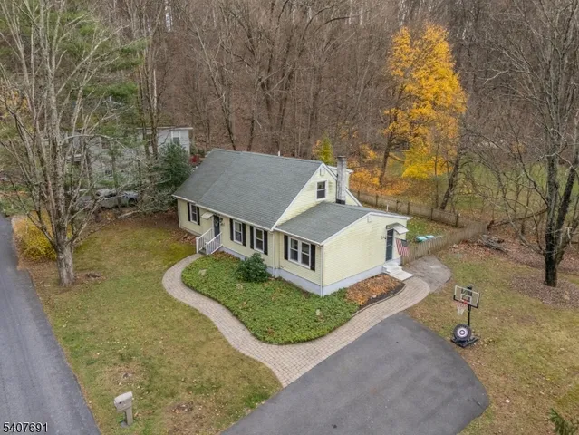 $485,000 | 67 Hollow Road, Glen Gardner, NJ 08826