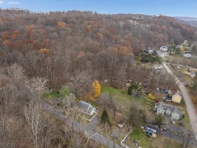 $485,000 | 67 Hollow Road, Glen Gardner, NJ 08826