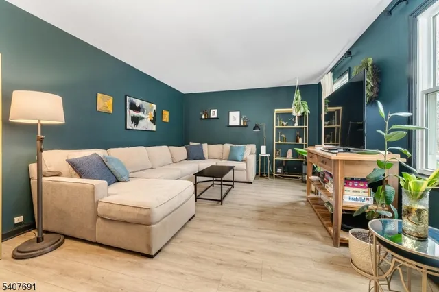 $485,000 | 67 Hollow Road, Glen Gardner, NJ 08826