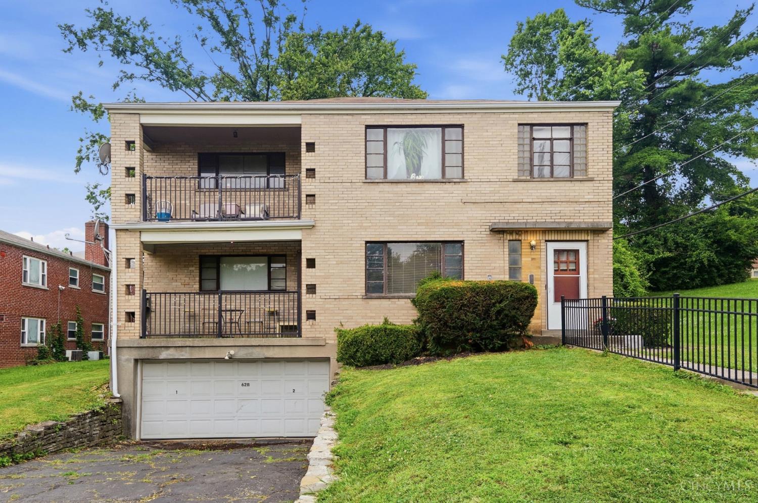 6211 Paddock Road Cincinnati, OH 45216 - Photo 2 of 80