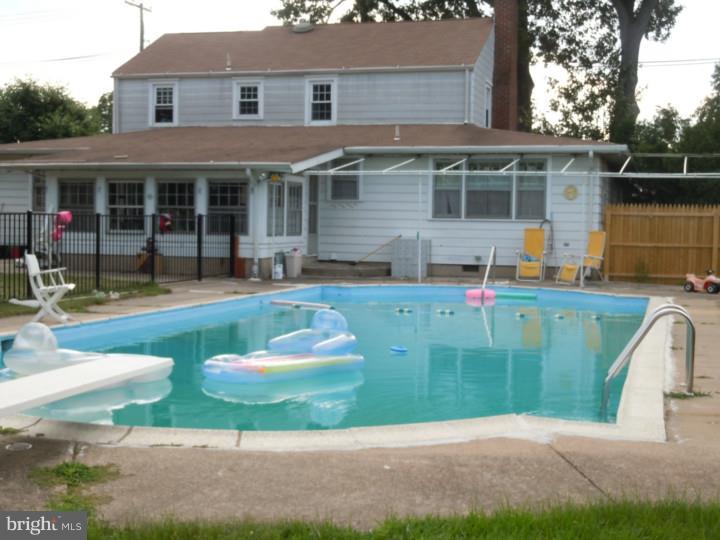 1115 Salem Road Burlington, NJ 08016 - Photo 18 of 24 Exterior Back