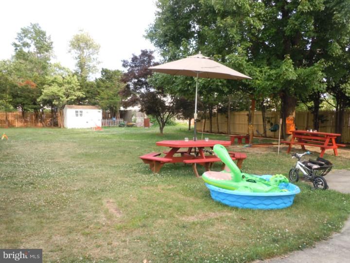 1115 Salem Road Burlington, NJ 08016 - Photo 19 of 24 Back Yard